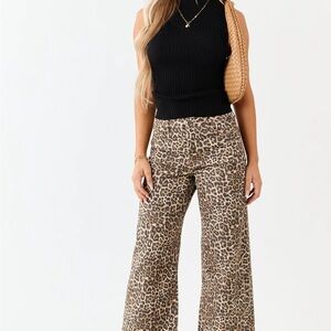 🐆 Telepatía Leopard Print Jeans – Size 9/29 🐆